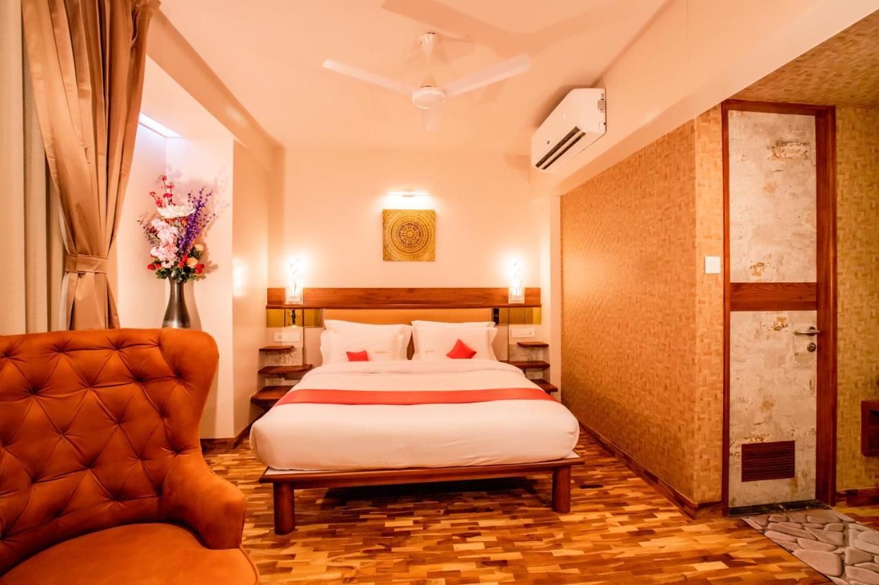 Hotel Prabha Palace Ахмеднагар Экстерьер фото